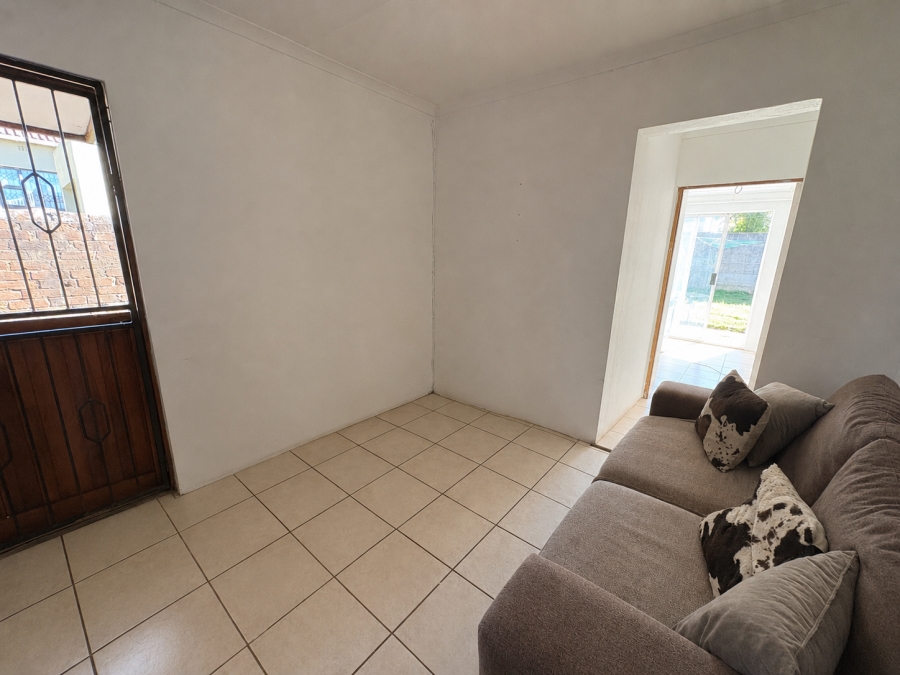 4 Bedroom Property for Sale in Highgate Eastern Cape